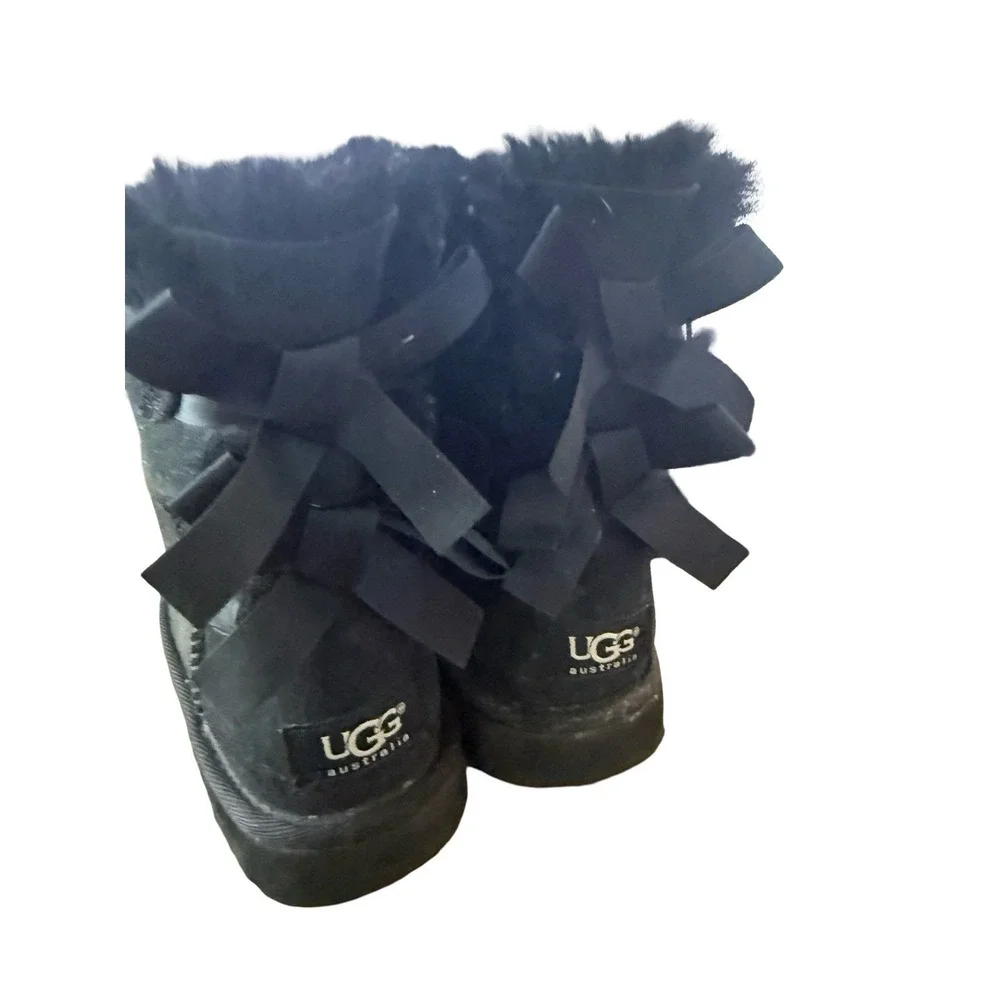 UGG Australia Bailey Bow Todler's Size 12 US Black Suede Shearling Boots 3280T